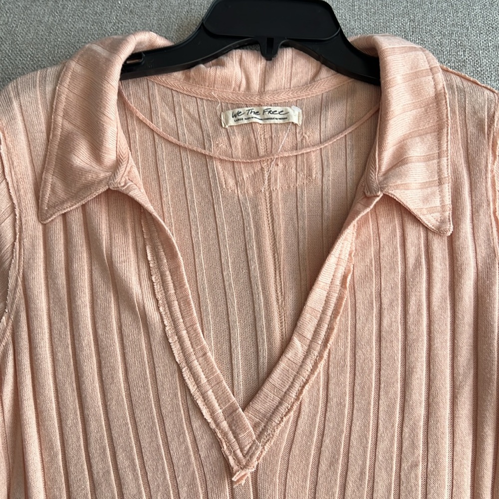 Free People Light Pink/peach Ribbed Collared Top with deep V-neck - Picture 2 of 6